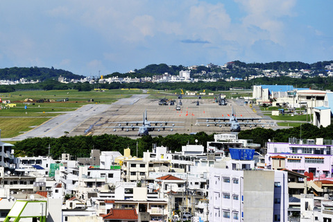 普天間基地　横