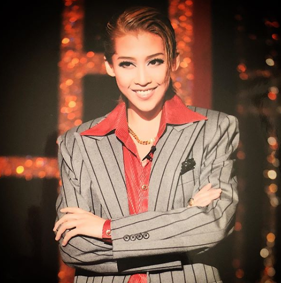 結婚 元宝塚トップスター 龍真咲 さんがスピード婚 相手はモータースポーツ関係者だけに 小泉進次郎環境相と一時噂になりましたね プランナーの独り言