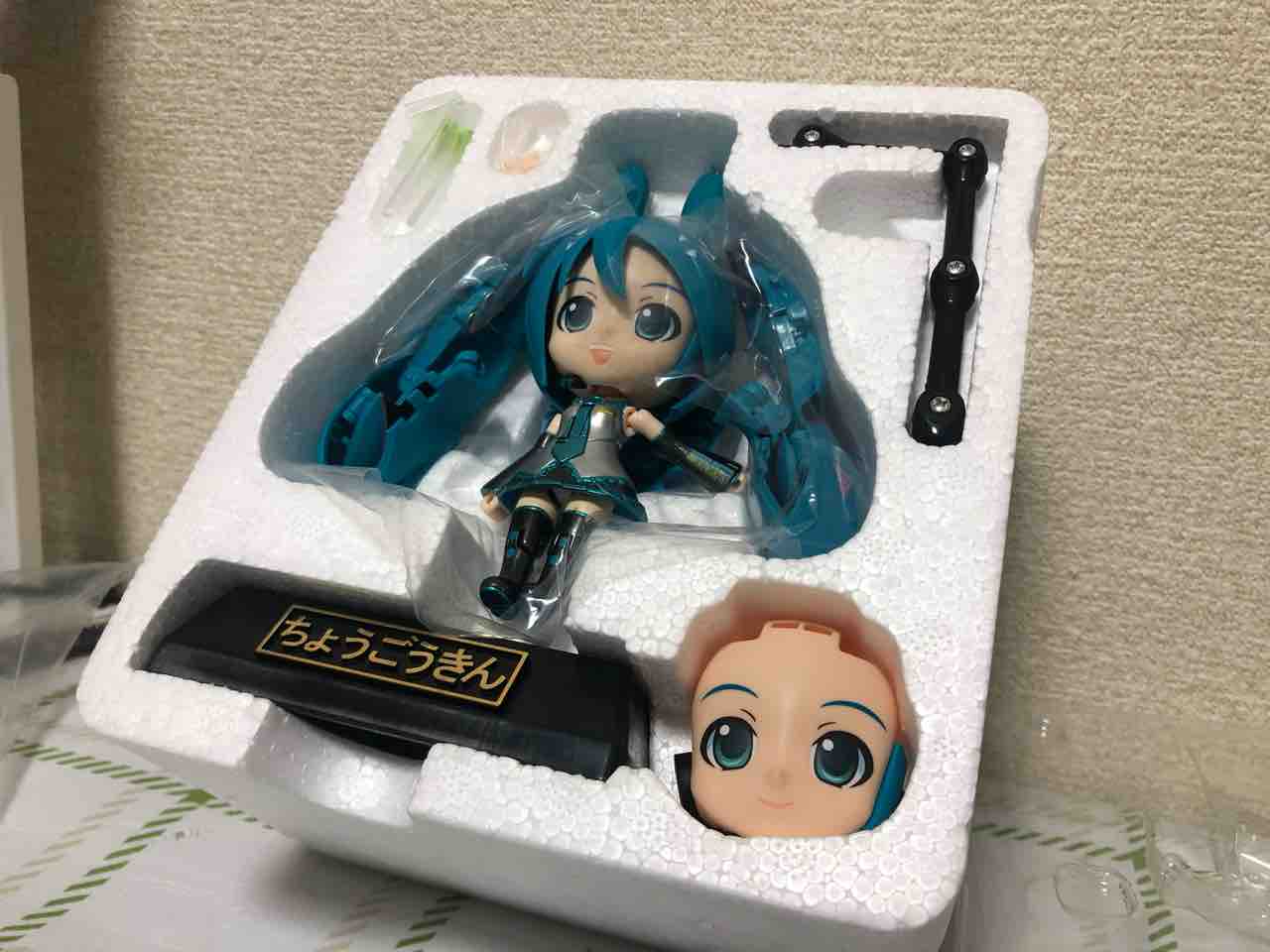 超合金】初音ミク×ロディ ミラクルヘンケイ バンダイ フィギュア 未開封 超合金 ミラクルヘンケイ 初音ミク×ロディ | 魂ウェブ