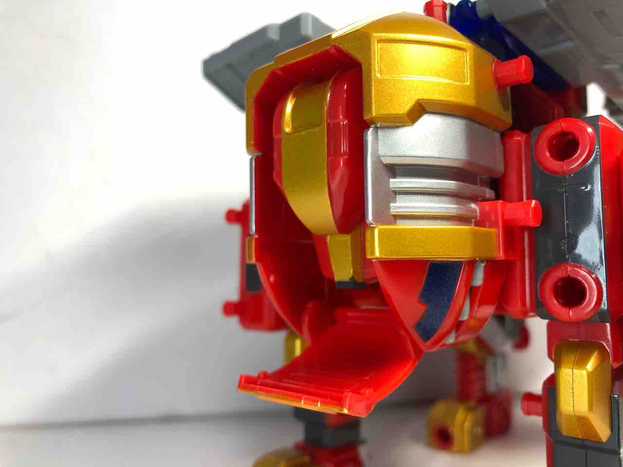 ご紹介】 ムゲンバイン ビクトリーレオン : ガッツポーズで日が沈む ご紹介】 ムゲンバイン ビクトリーレオン : ガッツポーズで日が沈む