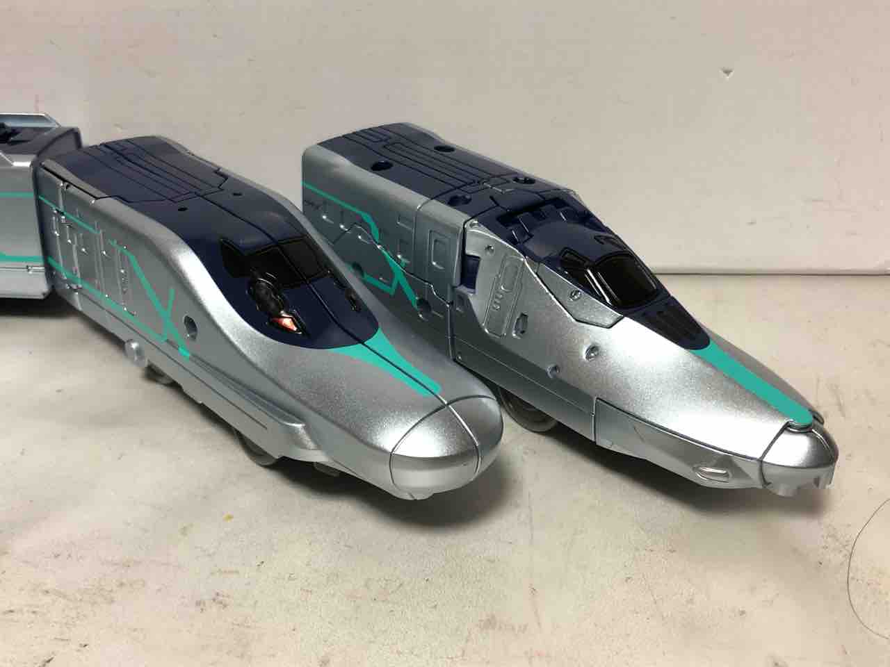 レビュー】DXS104 シンカリオンALFA-X : ガッツポーズで日が沈む