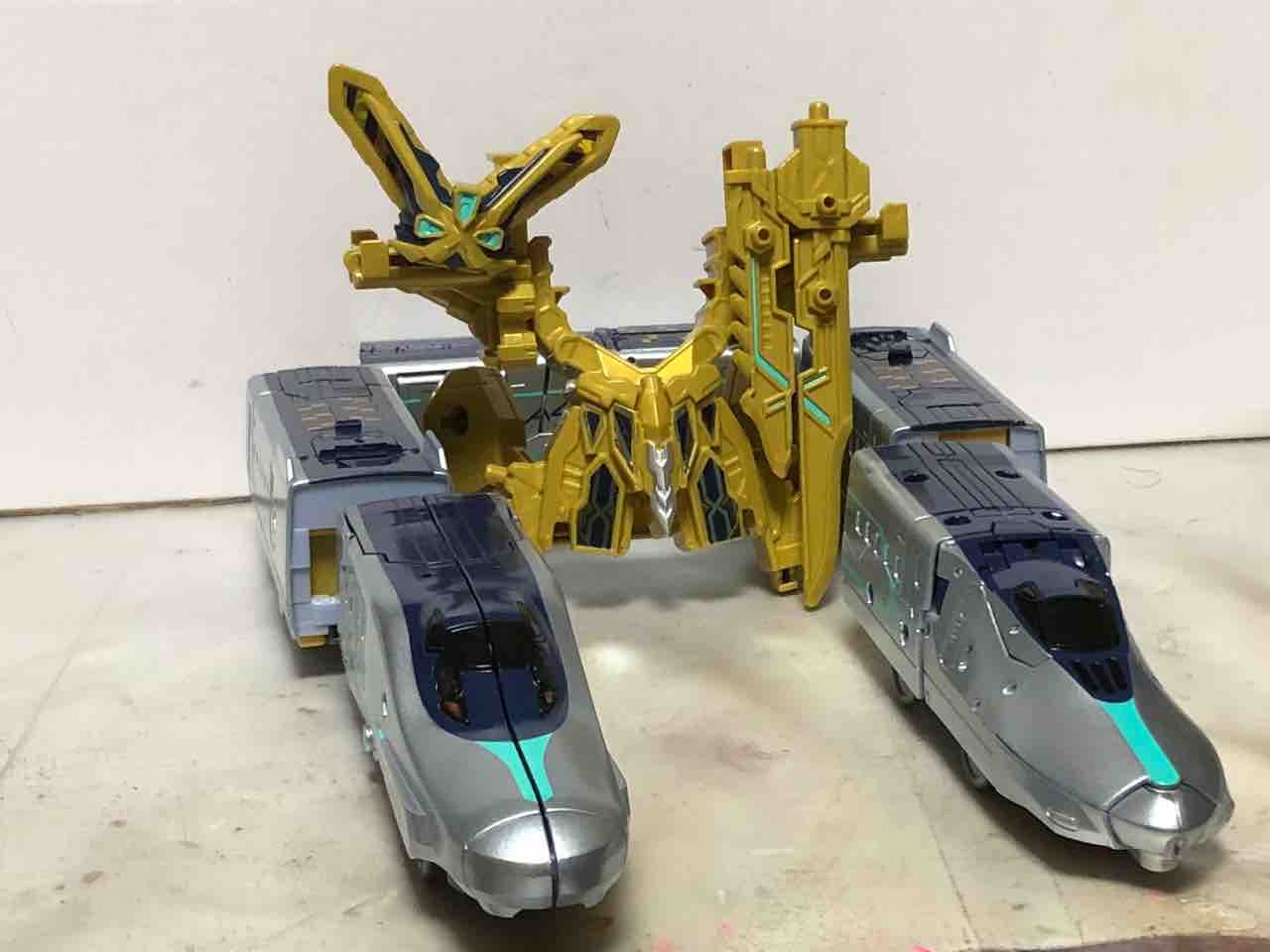 レビュー】DXS104 シンカリオンALFA-X : ガッツポーズで日が沈む レビュー】DXS104 シンカリオンALFA-X : ガッツポーズで日が沈む
