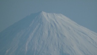 ３月１１日０８時１９分　富士山３