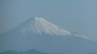 ３月１１日０８時１９分　富士山２