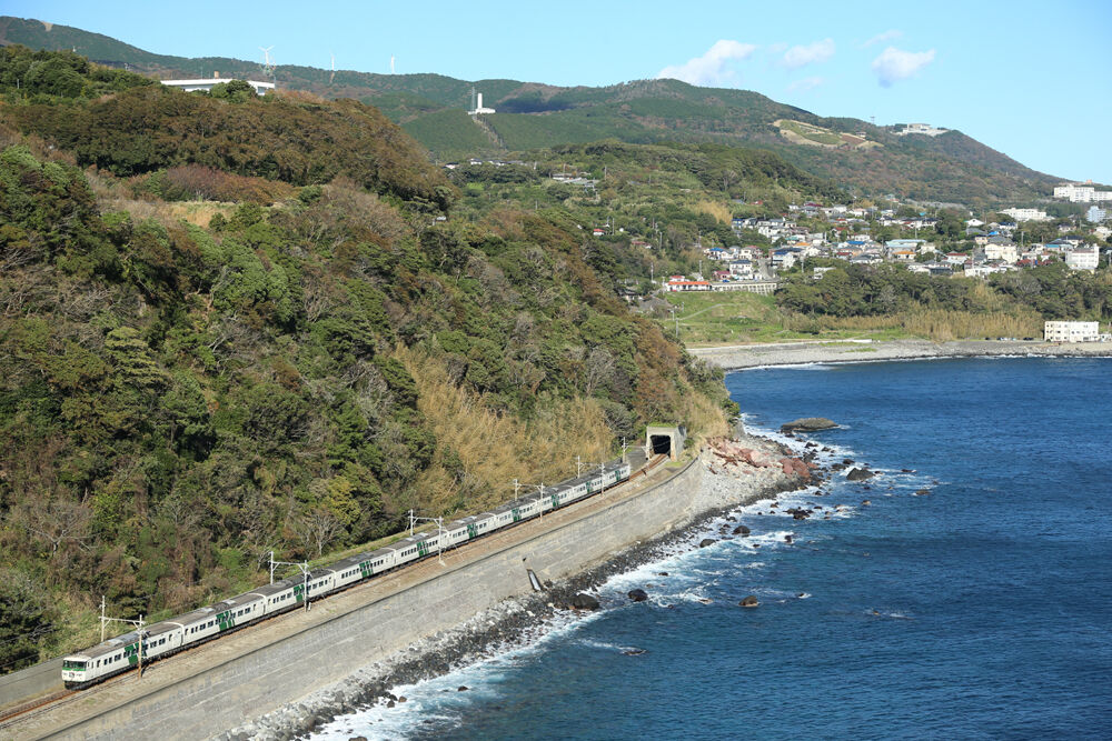 撮影地ガイド 伊豆急行線 伊豆稲取駅 今井浜海岸駅間 ２０２２ ０２ １９更新 館長の不定期業務日誌