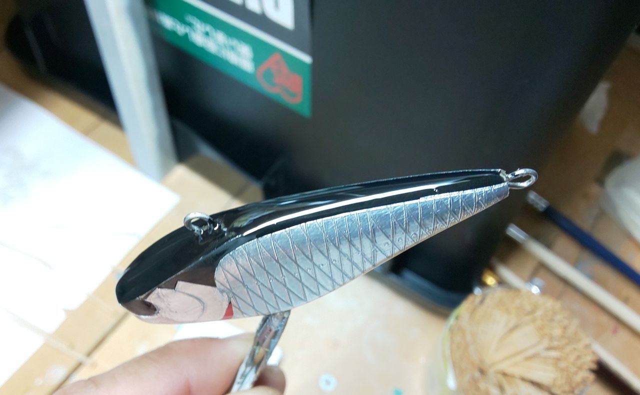 エポキシコーティング ハンドメイドルアー Salamanderの工房へようこそ エポキシコーティング ハンドメイドルアー Salamanderの工房へようこそ