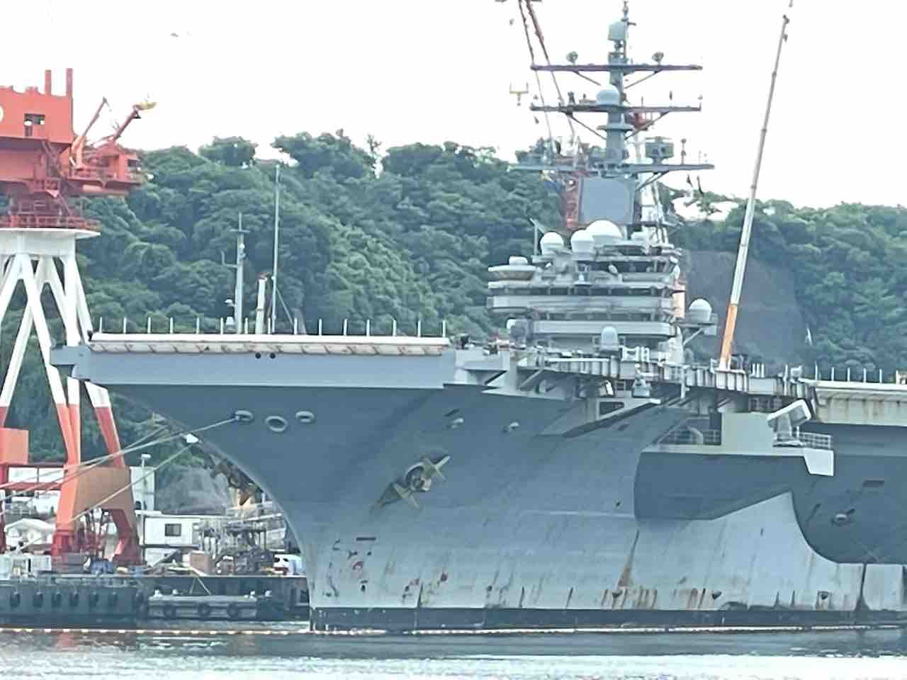 Yokosuka軍港めぐりツアーでロナルド レーガンとご対面 For James Bond 007 Lovers Only Yokosuka軍港めぐりツアーでロナルド レーガンとご対面 For James Bond 007 Lovers Only