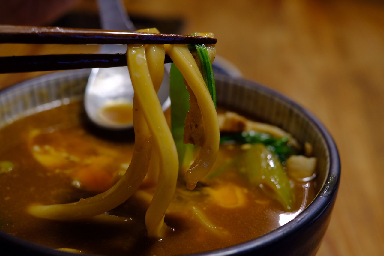 名古屋土産のみそ煮込みうどん 旨し!! おやじ厨房に入る