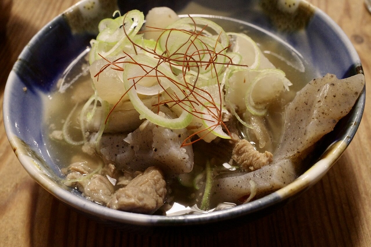塩すじ煮込み 旨し！ おやじ厨房に入る