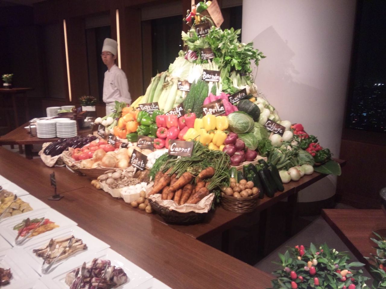 Party おもしろい野菜のディスプレイ おやじ厨房に入る Party おもしろい野菜のディスプレイ おやじ厨房に入る