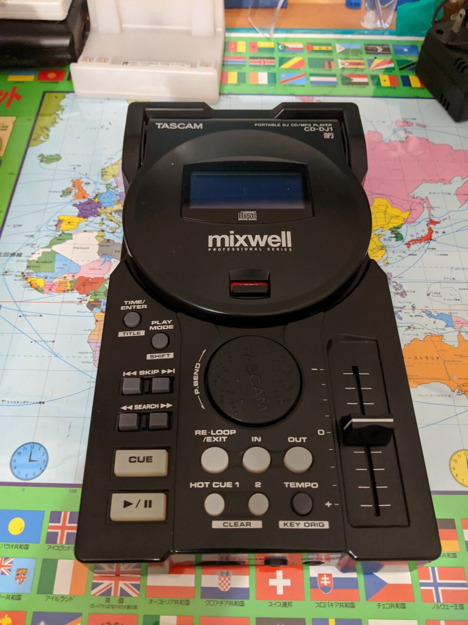 緊急企画】TASCAM CD-DJ1のピックアップを交換してみた : オオノ 緊急企画】TASCAM CD-DJ1のピックアップを交換してみた : オオノ