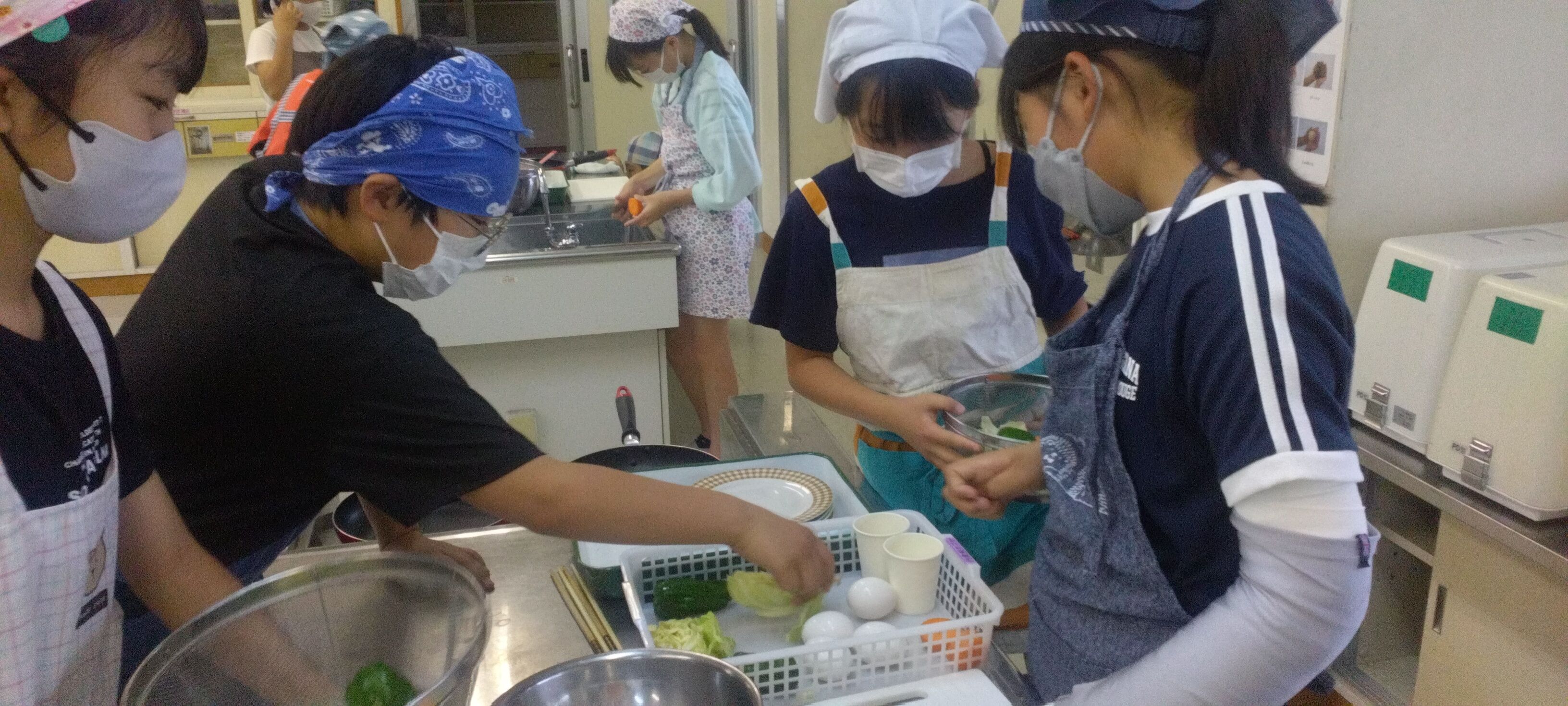 6年生 ブログ 5月 5月28日（火）6年生の野菜炒めの調理実習 : 太田っ子ブログ