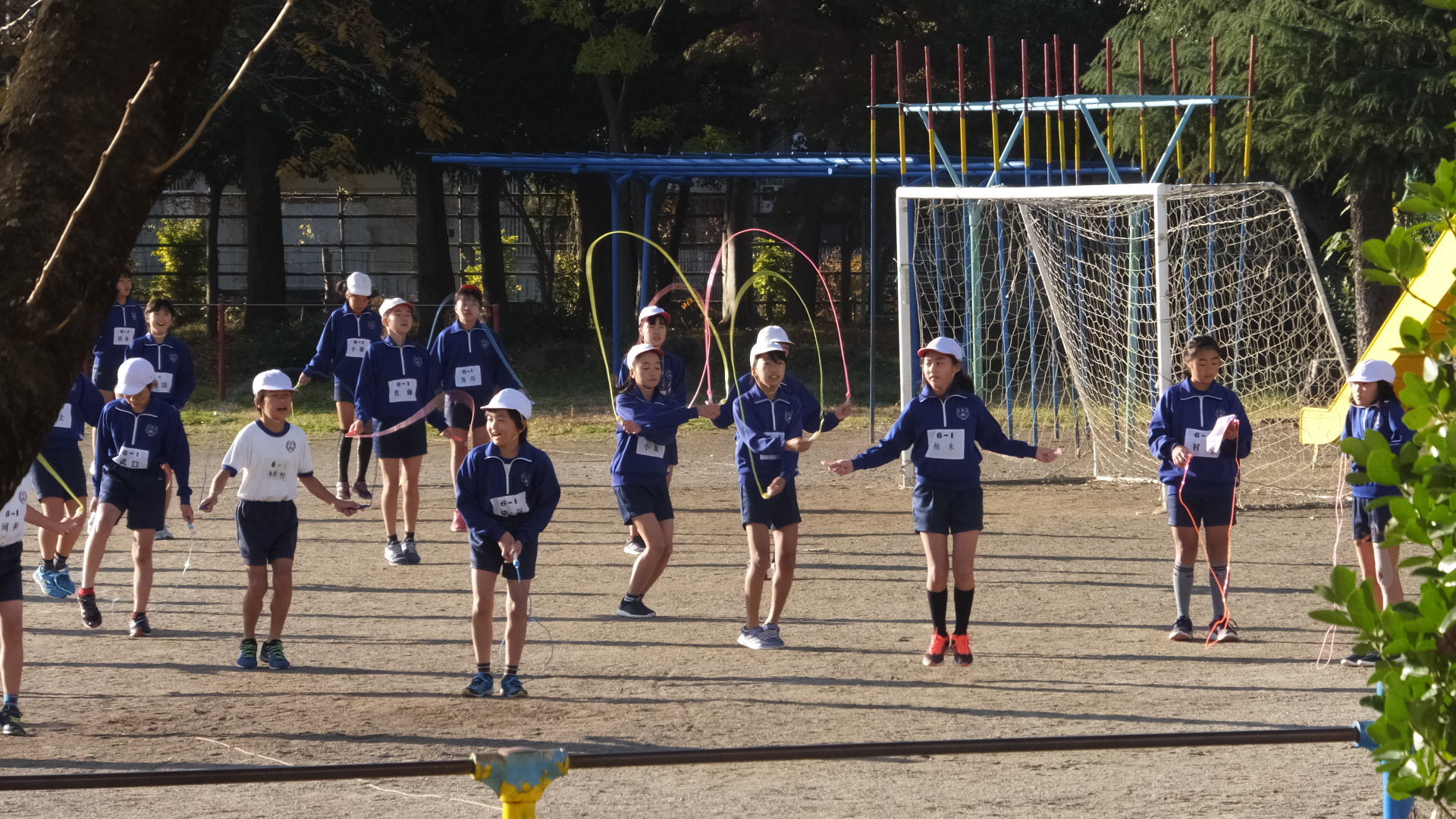 １１月３０日 金 朝の体育はリズム縄跳び 太田っ子ブログ
