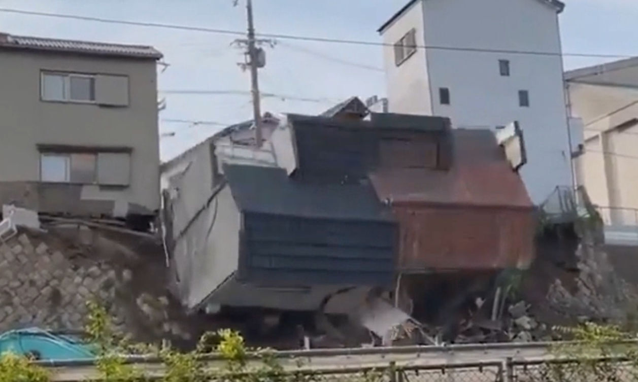 空積み擁壁 家屋倒壊 大阪市西成区天下茶屋 ぼちぼちと２