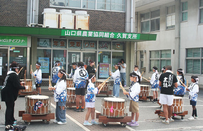 久賀引山太鼓保存会の太鼓が鳴り響いた八田八幡宮祭