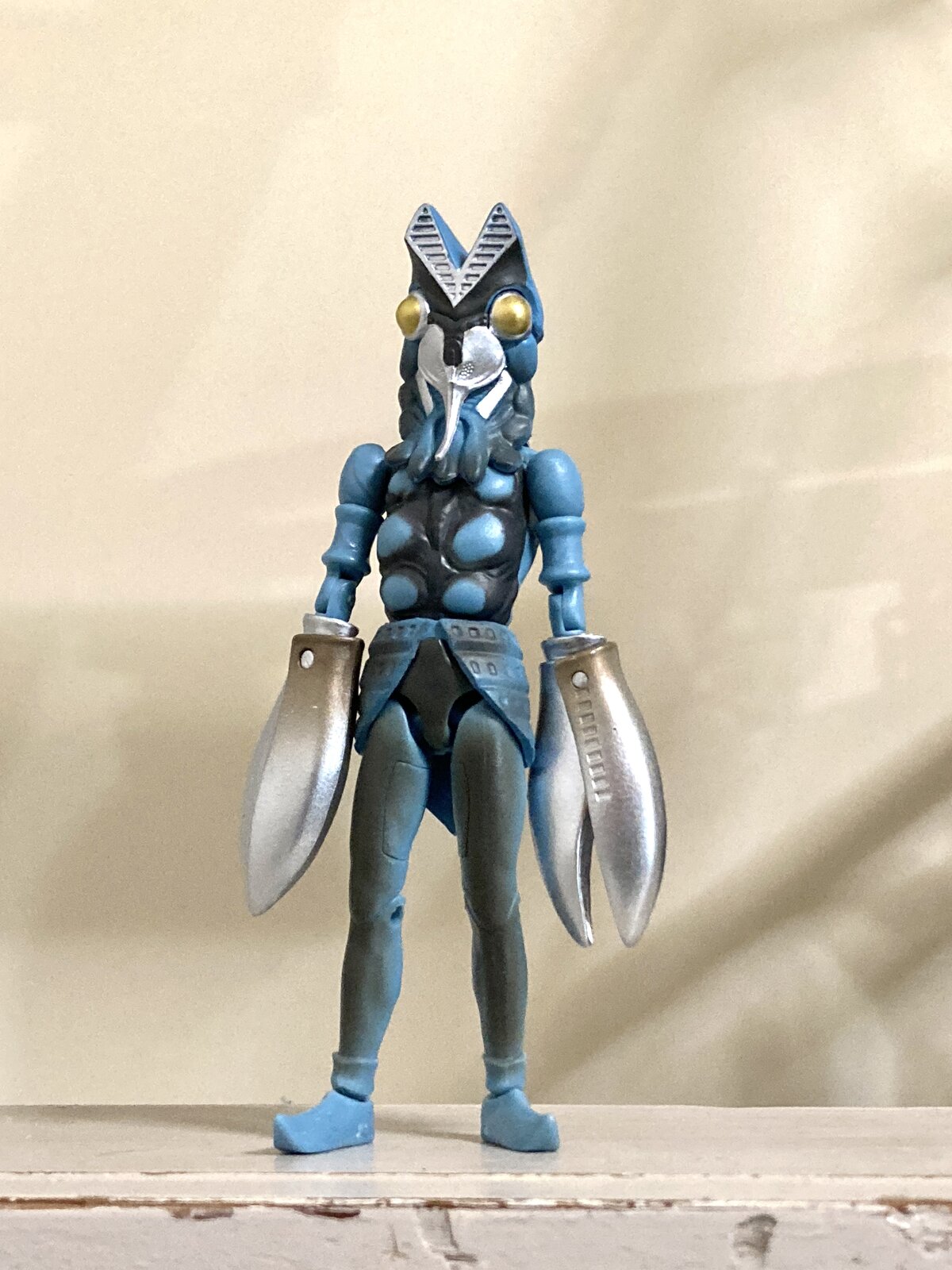 超動α ウルトラ怪獣 バルタン星人 改造・塗装 : おいれんすの作業机
