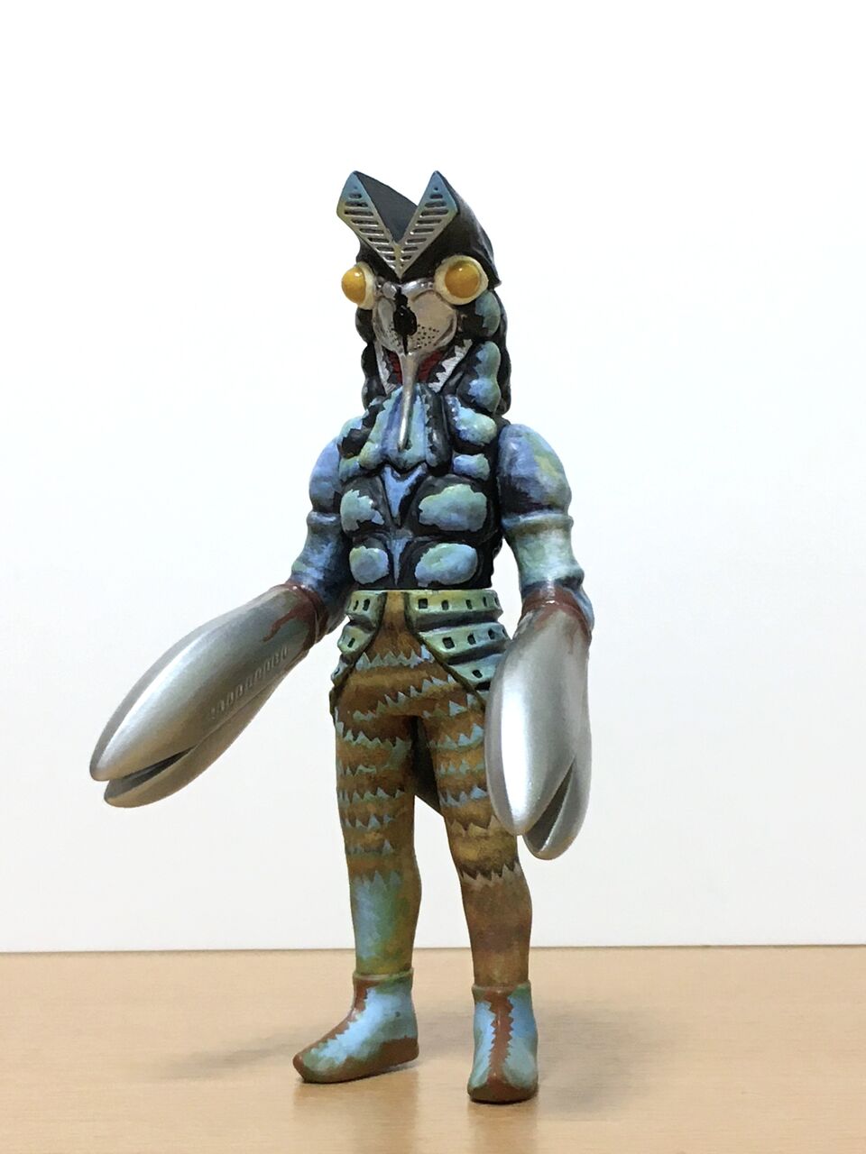 ウルトラ怪獣シリーズ バルタン星人 塗装 : おいれんすの作業机