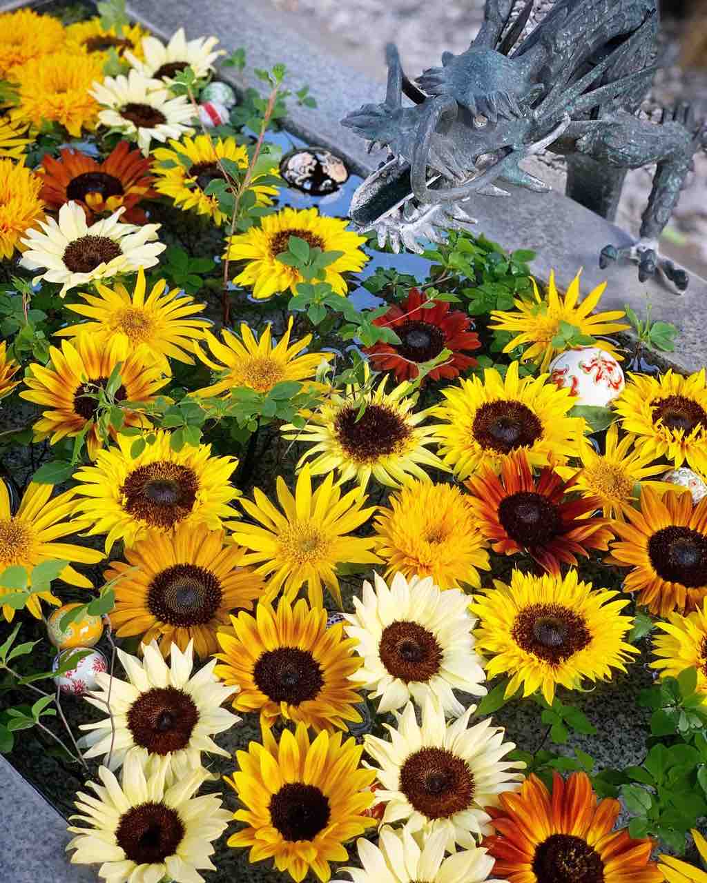 蛇窪神社の花手水 おいしくなくちゃ すべておすすめ お気に入り