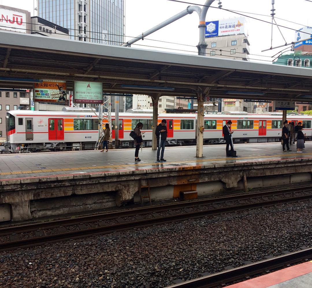 いつかの東海道本線 三ノ宮駅 阪急神戸三宮まで乗り入れてきた山陽電車 いつかの東海道本線 三ノ宮駅 阪急神戸三宮まで乗り入れてきた山陽電車
