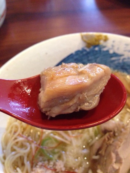 鶏もも肉　８
