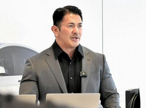 【画像】テスラの日本法人の社長、マジでゴツいｗｗｗ