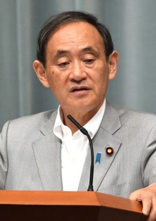 菅官房長官、小池氏処分は「都連の問題」とサクッとはしごを外す