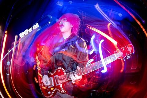 【衝撃】「SHAZNA」のボーカルIZAM、とんでもない事実が判明する！！！！！