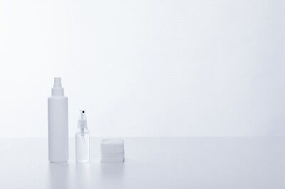 【朗報】化粧水、ちょっと高いの使うだけでバリ変わるｗｗｗｗｗｗｗ