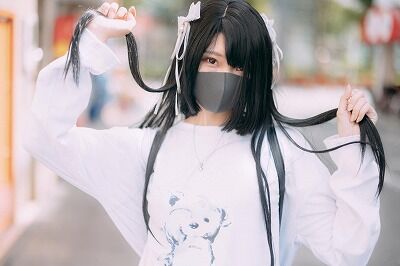 【動画】女の子『ちょっといいですか?私の顔に点数つけてください!!!』メガネ系男性『うーん、まぁ、70点だね』