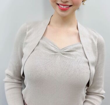 【画像】地方女子アナ、美容鍼の体験でとんでもなくエッチな姿を晒すｗｗｗ