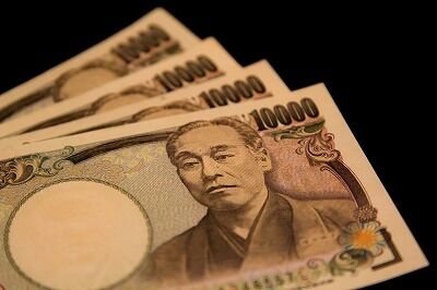 【悲報】日本の平均年収450万←嘘つけ。この数字何だよ?