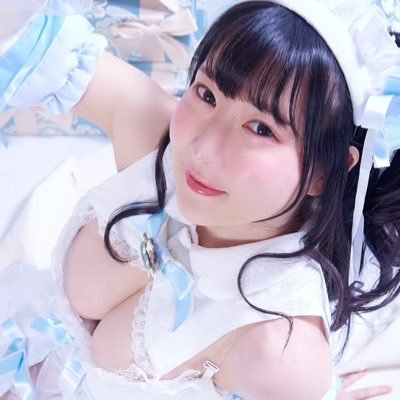 【悲報】グラビアアイドルさん、えろすぎて逮捕される
