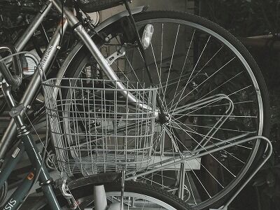 【悲報】警察「自転車厳罰化する!」アホ「そんなルール習ってない!知らん!」