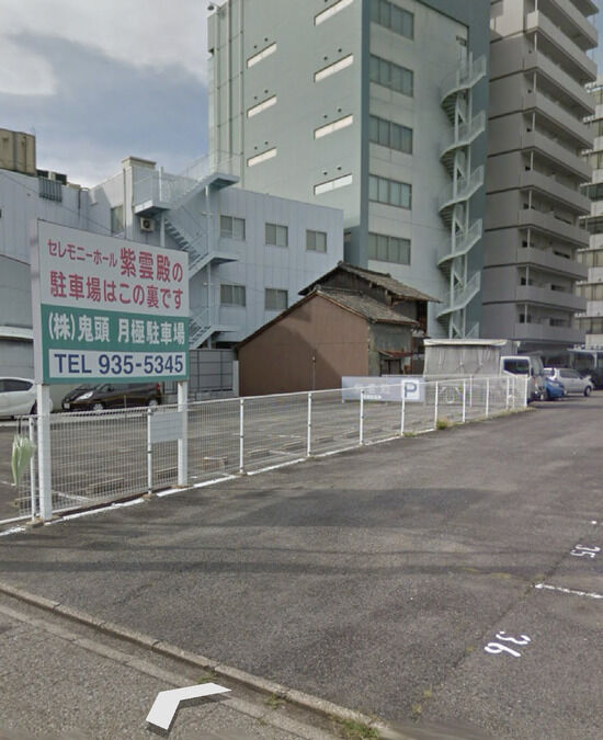 【画像】入り口が無い家見つけたんだが…