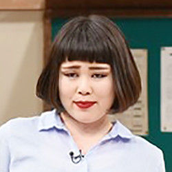 ブルゾンちえみ、笑いがとれず「置き物」状態と業界内で話題に・・・