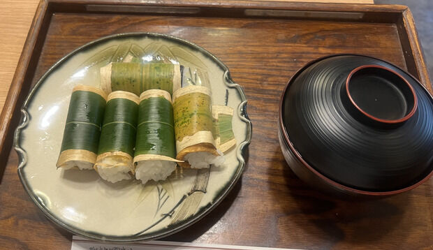 【画像】江戸時代から300年以上続く有名寿司店に行ってきたよ