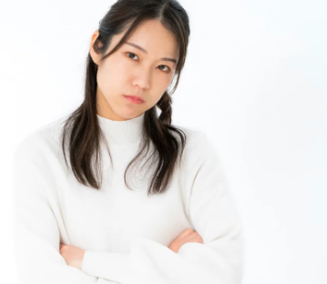 女性「日本の漫画アニメに『独身のオバサン』が全くいないのはおかしくない?」 ←100万いいね