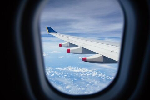 【衝撃】ユナイテッド航空の旅客機で『異常事態』が発生してしまう！！！！！