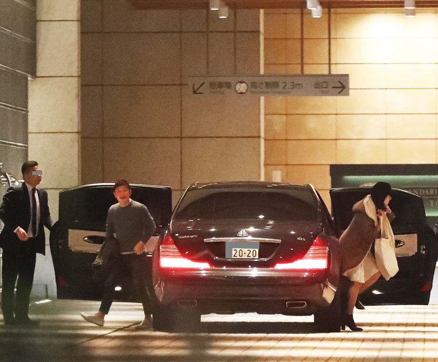 1兆円の男 Zozotown前澤友作社長が蜜愛する17歳下の美人女優 ハゲ ズラと浮気