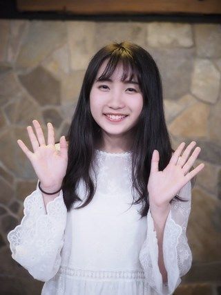 【画像】YOASOBIの♀のほう、よく見たらけっこう可愛いwwwww