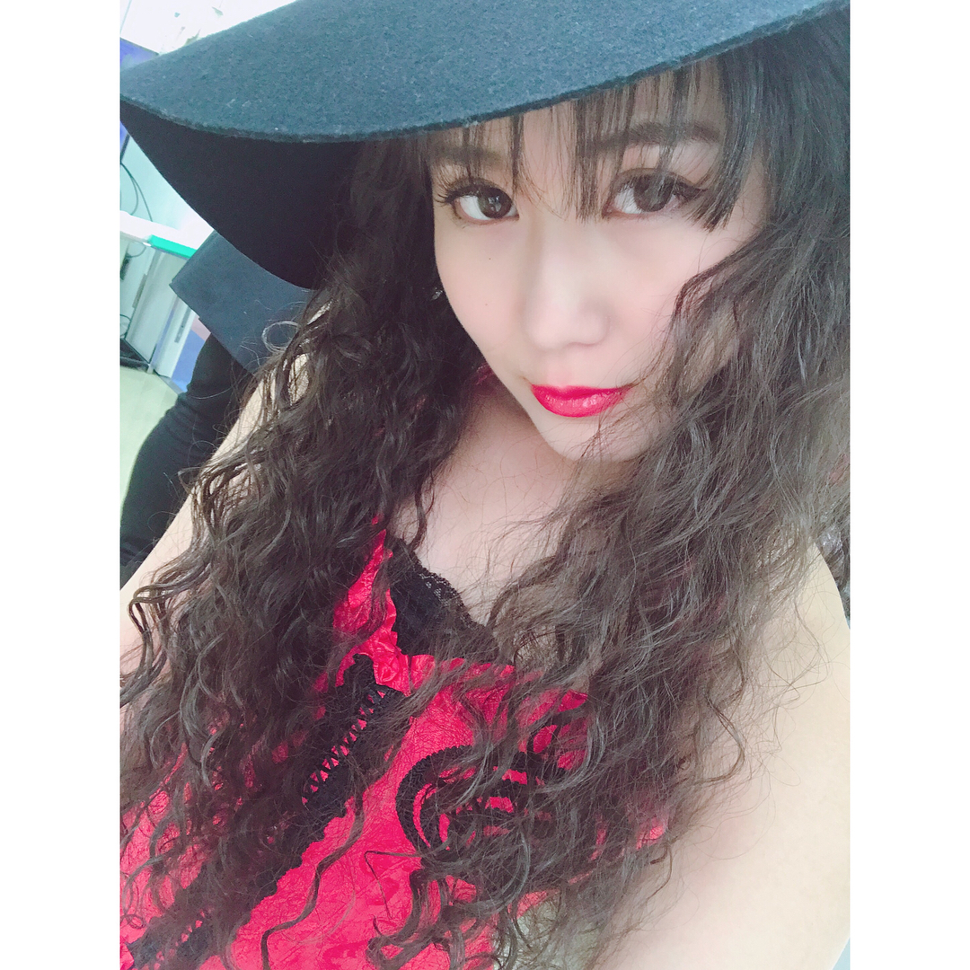 朗報 本日放送のものまね紅白歌合戦スペシャルに岡井千聖が出演 バーターでハロメンも出演する模様 ウルフニュース ハロプロまとめ 朗報 本日放送のものまね紅白歌合戦スペシャルに岡井千聖が出演 バーターでハロメンも出演する模様 ウルフニュース ハロプロまとめ