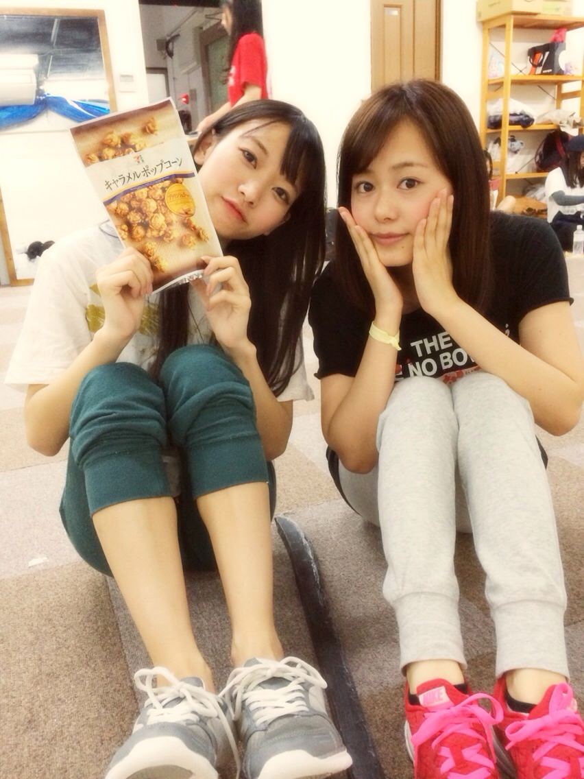 ℃-ute】鈴木愛理と有原栞菜がTwitterでコメントしあう仲だと話題に