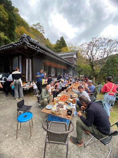 895C0132-9796-4843-BAC9-3C5918B25E75 6