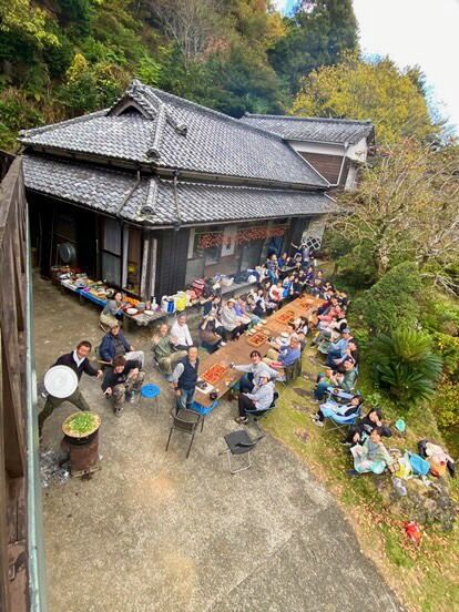 84BBD9B8-0A0A-43EC-813A-0326103DCA0D 5