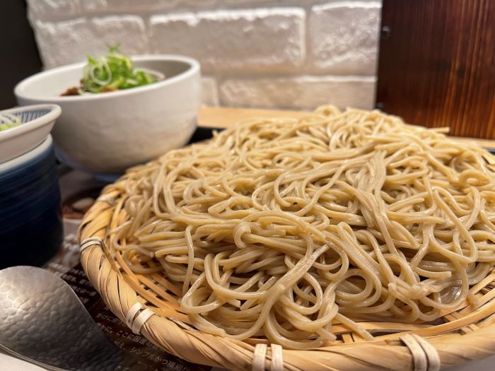 さぷら伊豆 渋谷の平日 伊豆の休日 神宮前 国産十割蕎麦の店 そばだ家 神宮前店