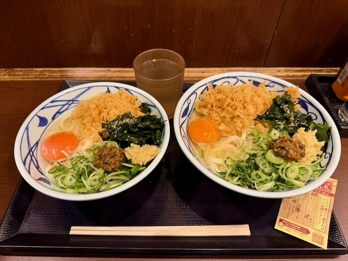 丸亀製麺 釜玉うどんを買うと釜玉うどん一杯無料 : さぷら伊豆！渋谷の
