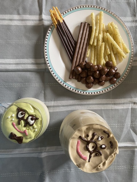 4EBE4377-27D8-44D3-A0FA-8A9FD1BEB42D