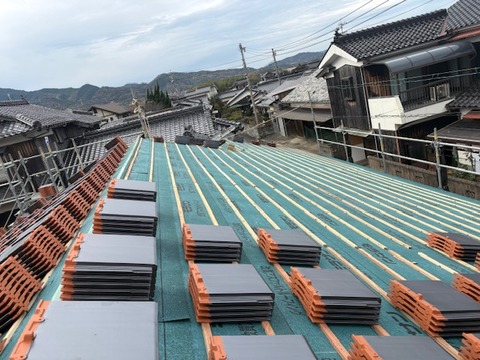 85F1E2BD-40AD-44ED-9399-2B2AEE6C9CC4