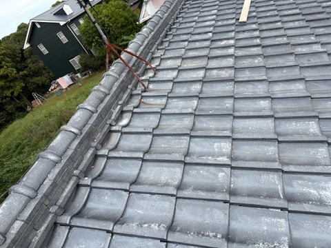 71BFCE72-758B-4E74-B55D-5B56A48E36E5