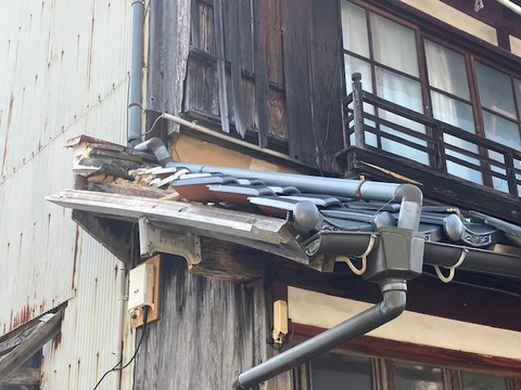 8CCFE89B-4053-462F-832B-8A1438C3A4E4